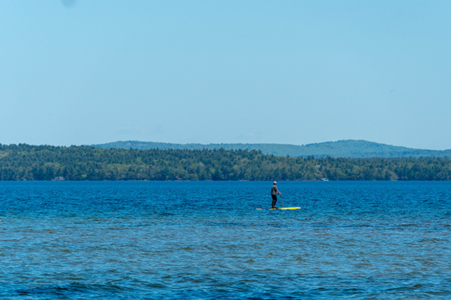 paddling boarding at ellacoya state park