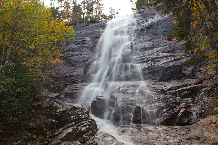 arethusa falls at crawford notch