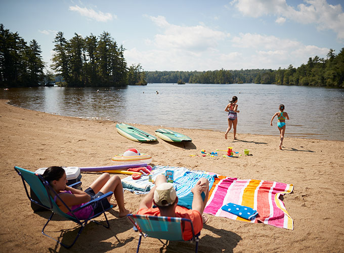 paddling boarding at pawtuckaway state park