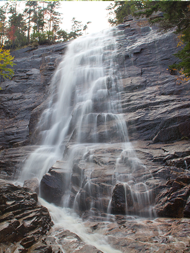 arethusa falls at crawford notch