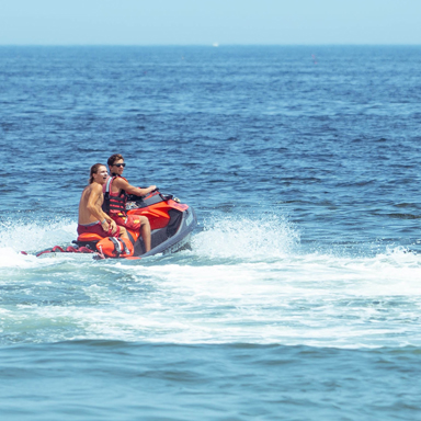 lifegaurds on jet ski hampton beach