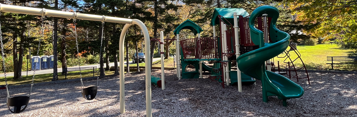 playground at winslow state park