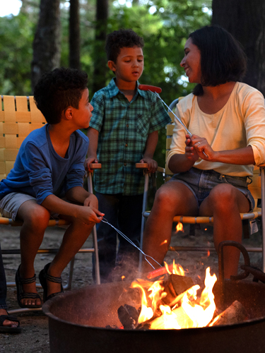 young family camping at pawtuckaway state park