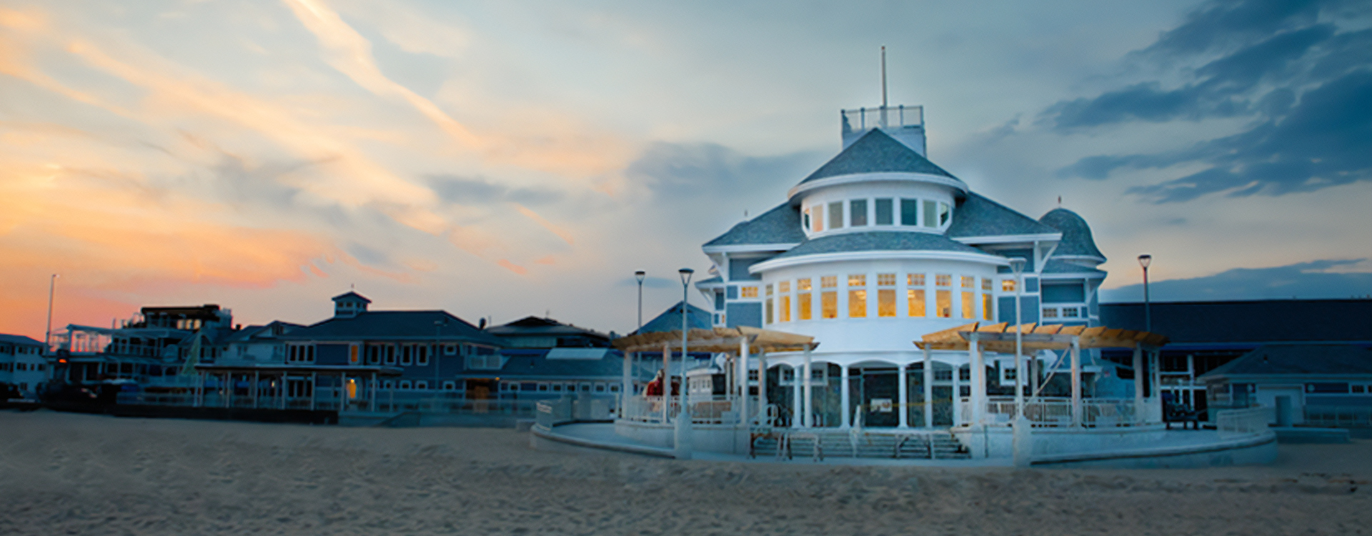 hampton beach seashell complex sunset view
