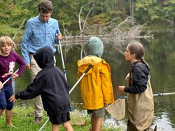 sca ranger pond life education with kids using nets